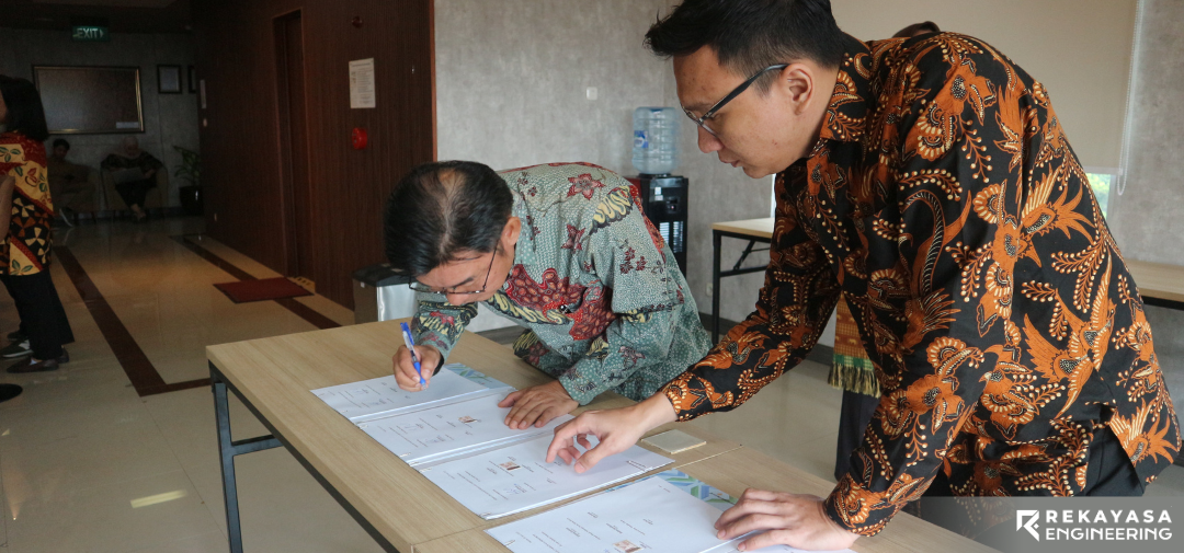 HEADLINE (4)